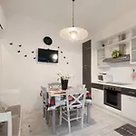 Villa Nadia - Carraro Immobiliare - Family Apartments